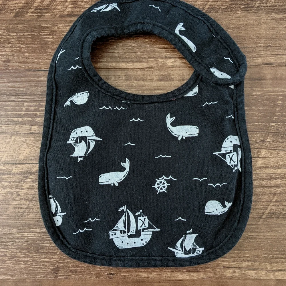 Carter's Set of 7 Bibs